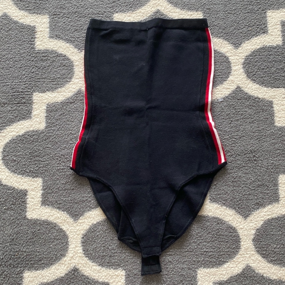 Black sleeveless bodysuit